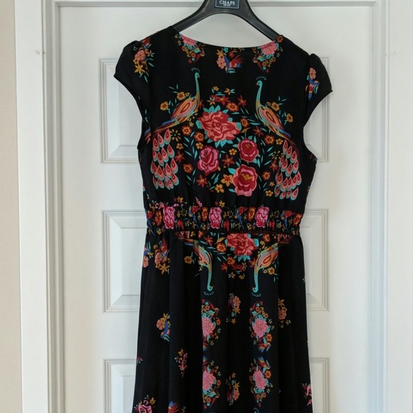 Dress - Picture 4 of 5